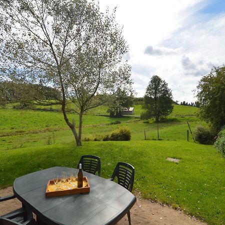 Comfortable Cottage In Neufmoulin With Meadow View Houffalize Eksteriør bilde