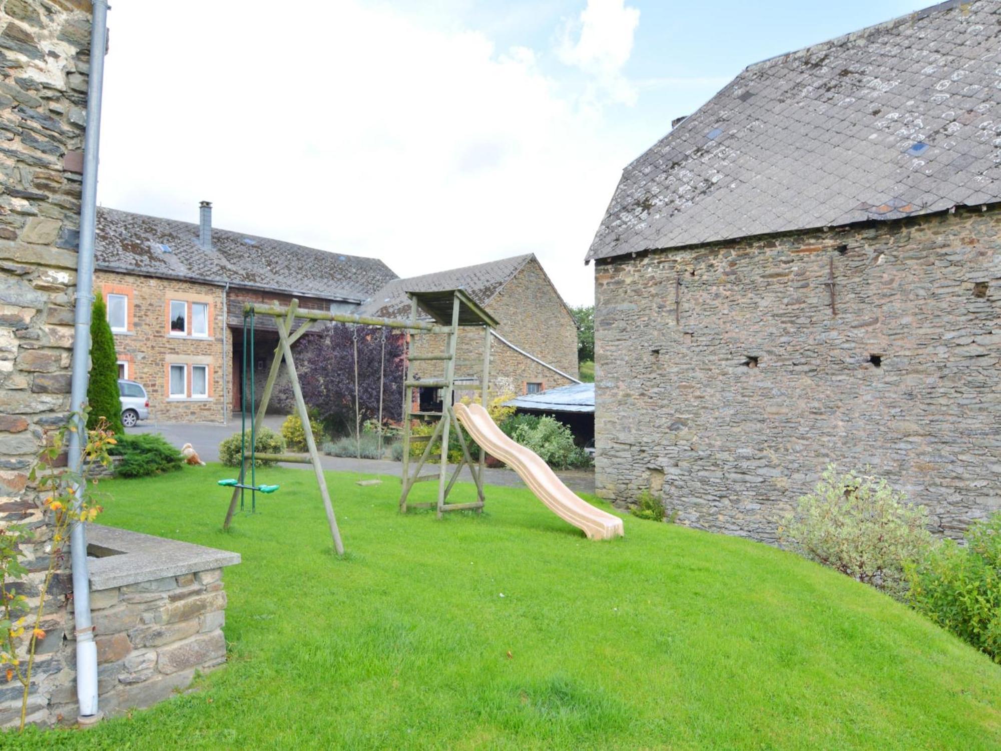 Comfortable Cottage In Neufmoulin With Meadow View Houffalize Eksteriør bilde