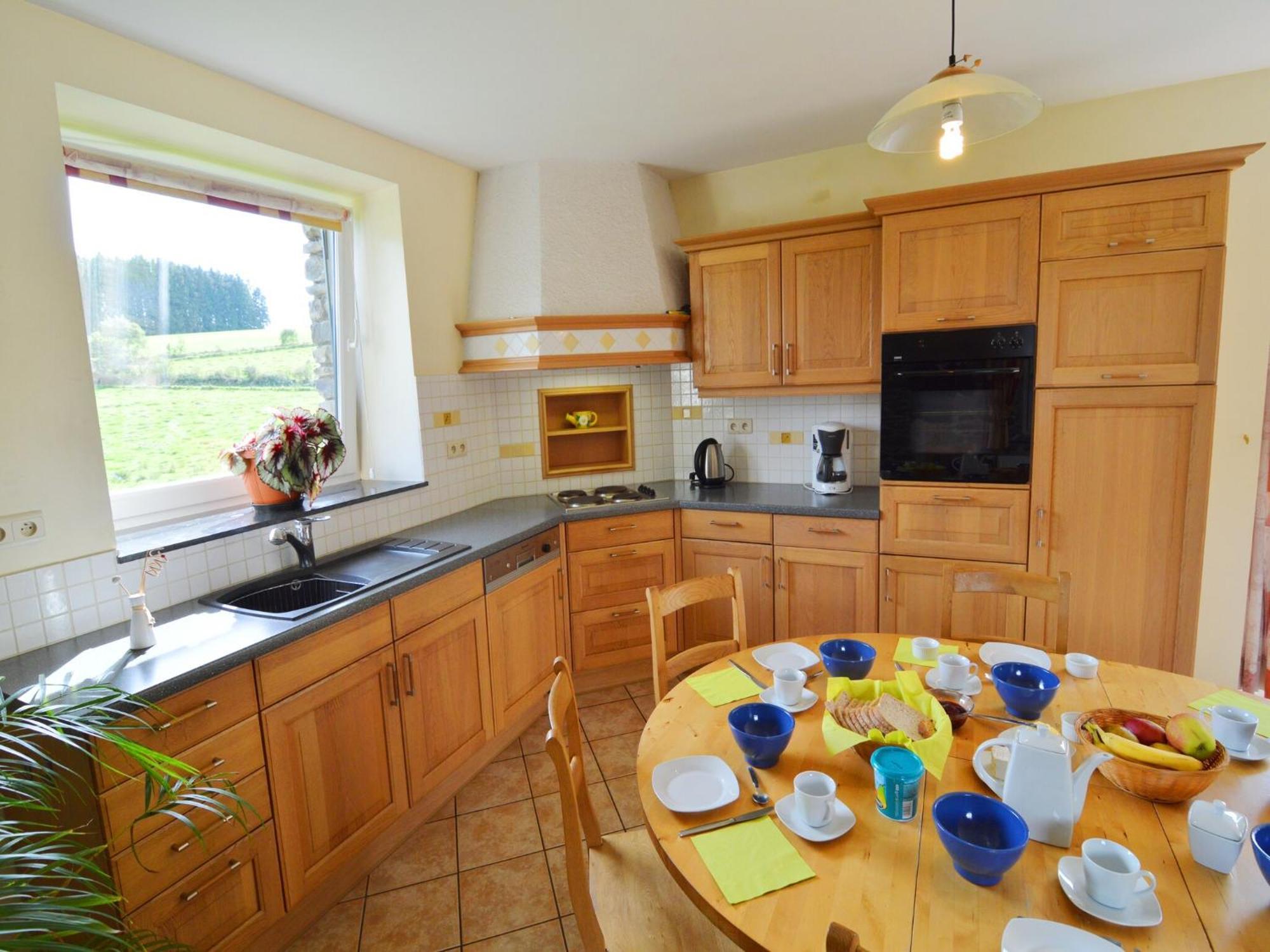 Comfortable Cottage In Neufmoulin With Meadow View Houffalize Eksteriør bilde