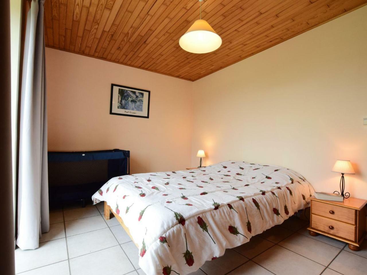 Comfortable Cottage In Neufmoulin With Meadow View Houffalize Eksteriør bilde