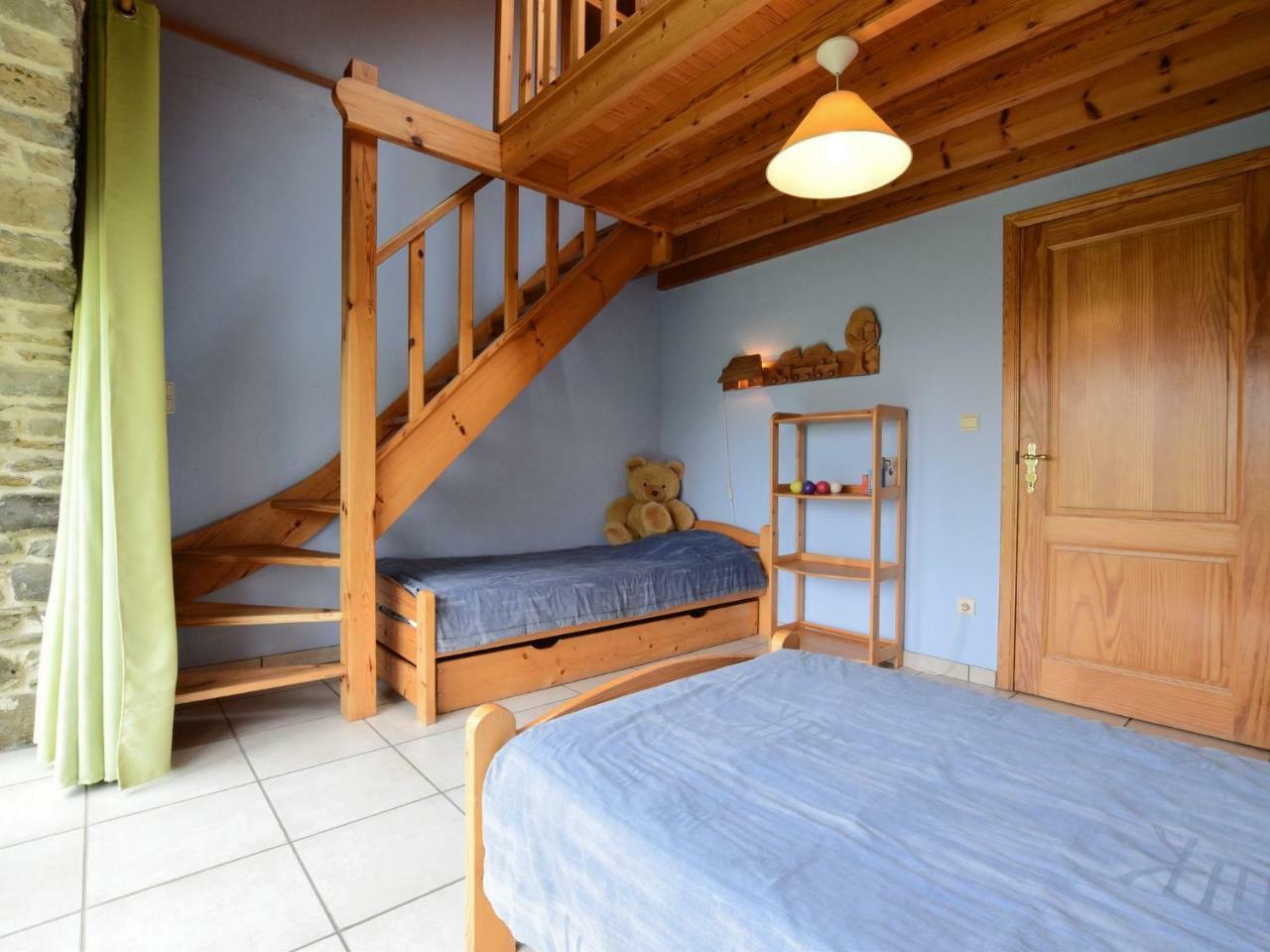Comfortable Cottage In Neufmoulin With Meadow View Houffalize Eksteriør bilde